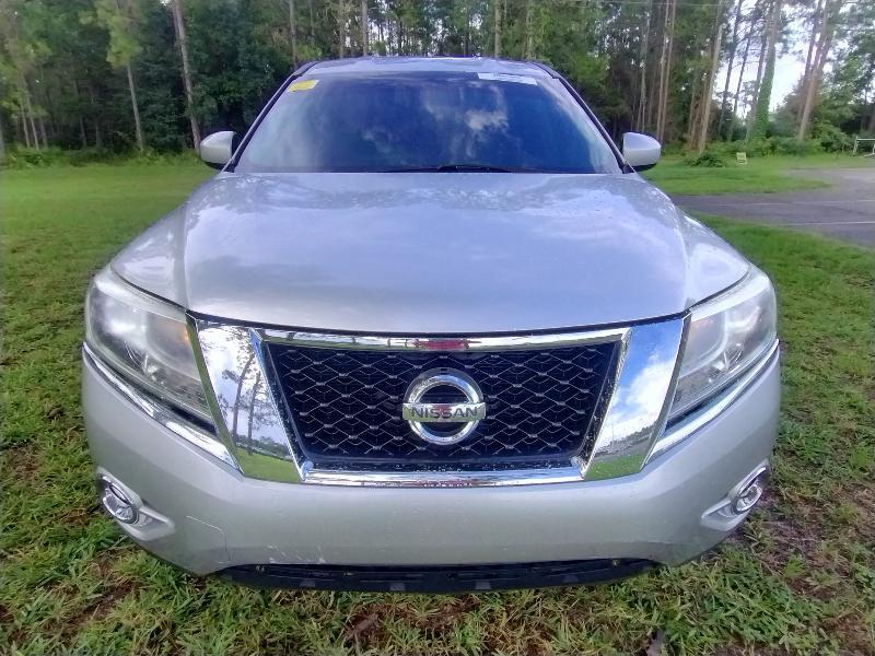 Nissan Pathfinder SL 2WD 2014