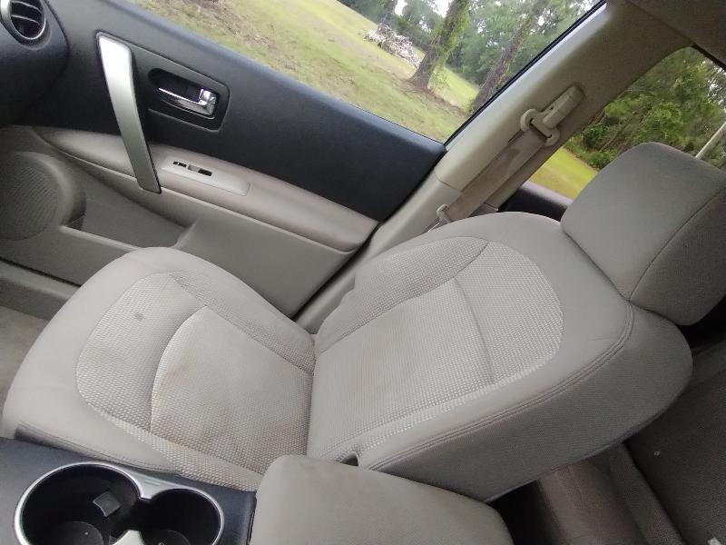 Nissan Rogue S FWD Krom Edition 2011