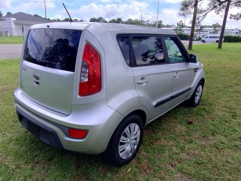 Kia Soul Base 2012