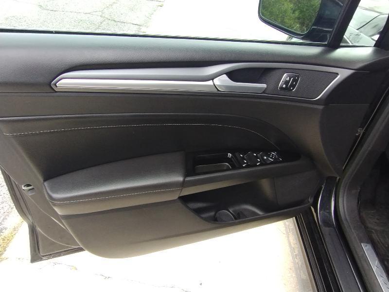 Ford Fusion Hybrid Titanium 2014