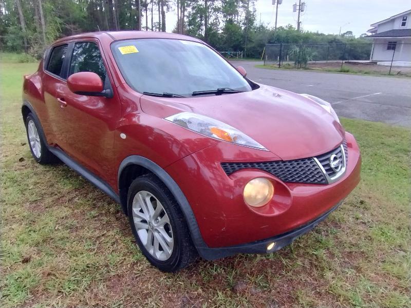 Nissan Juke S FWD 2013