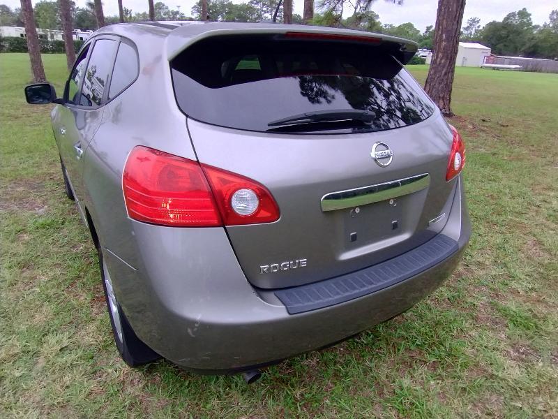 Nissan Rogue S FWD Krom Edition 2012