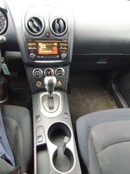 Nissan Rogue S FWD Krom Edition 2012