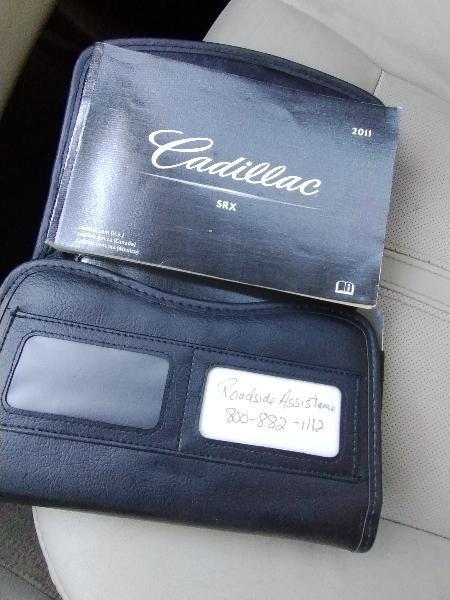 Cadillac SRX Luxury Collection 2011