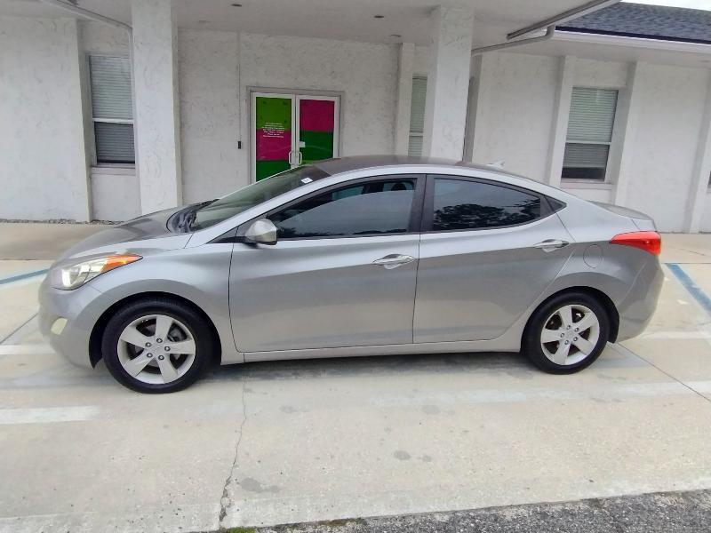 Hyundai Elantra Limited 2012