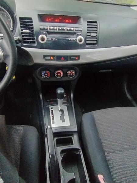 Mitsubishi Lancer DE 2009