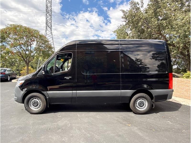 Mercedes-Benz Sprinter  2023