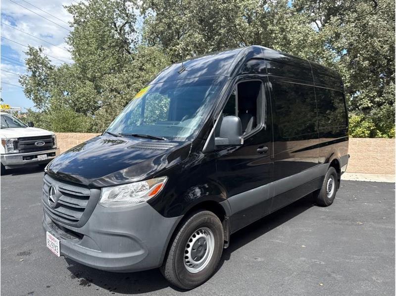 Mercedes-Benz Sprinter  2023