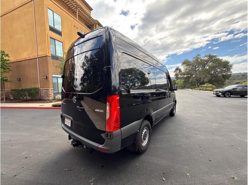 Mercedes-Benz Sprinter  2023