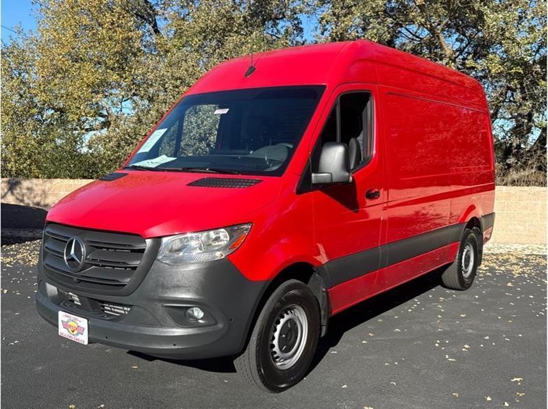 Mercedes-Benz Sprinter  2024