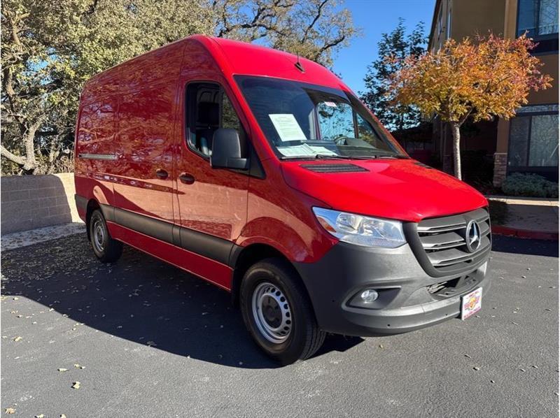Mercedes-Benz Sprinter  2024