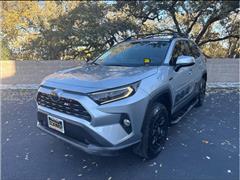 2019 Toyota RAV4 Hybrid 