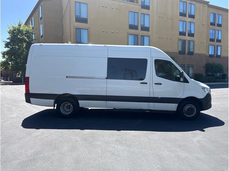 Mercedes-Benz Sprinter  2019