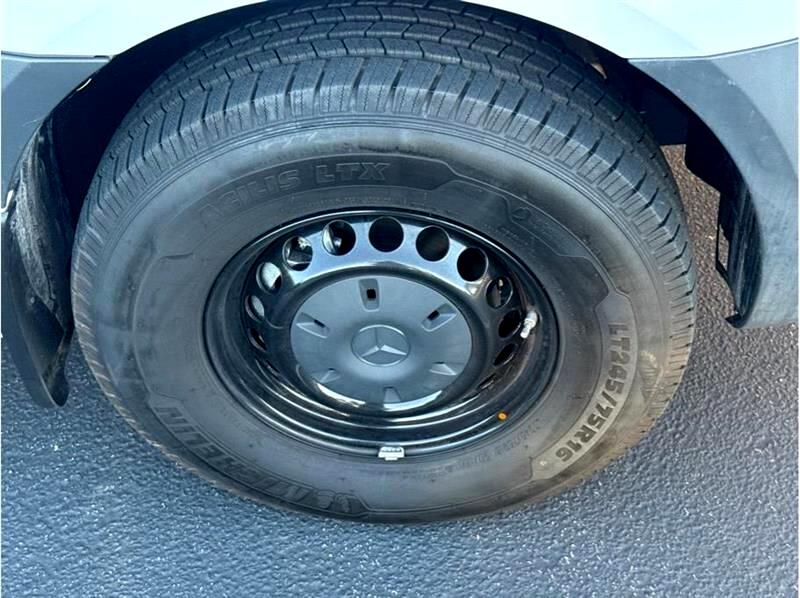 Mercedes-Benz Sprinter  2021