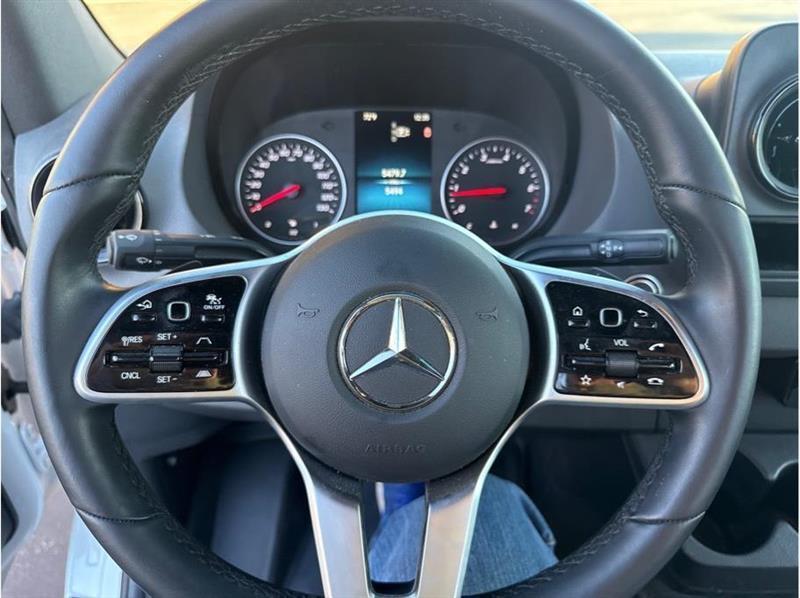 Mercedes-Benz Sprinter  2021