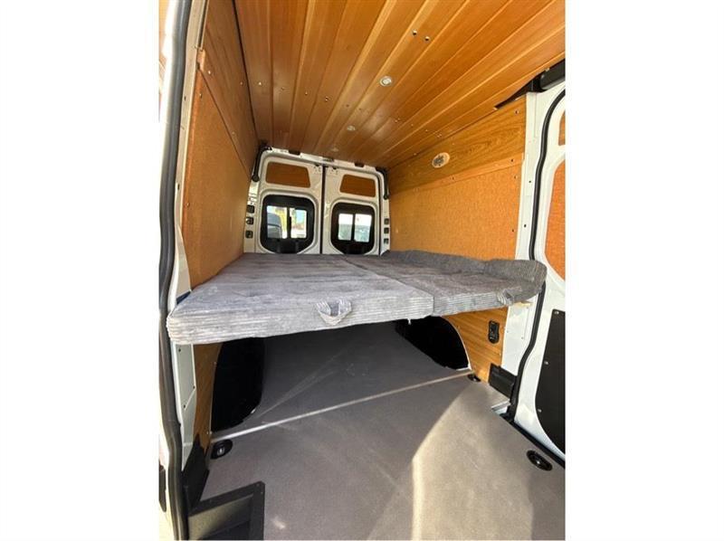 Mercedes-Benz Sprinter  2021