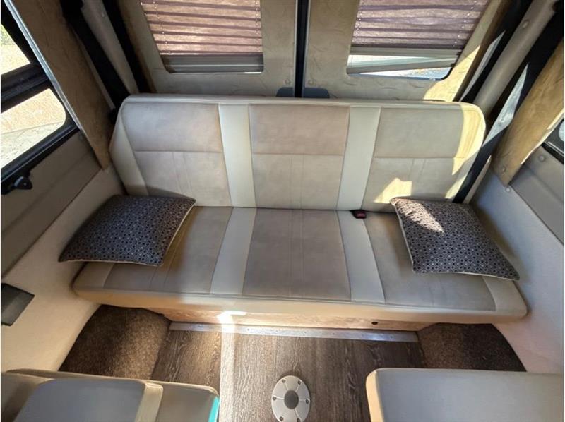 Mercedes-Benz Sprinter  2014