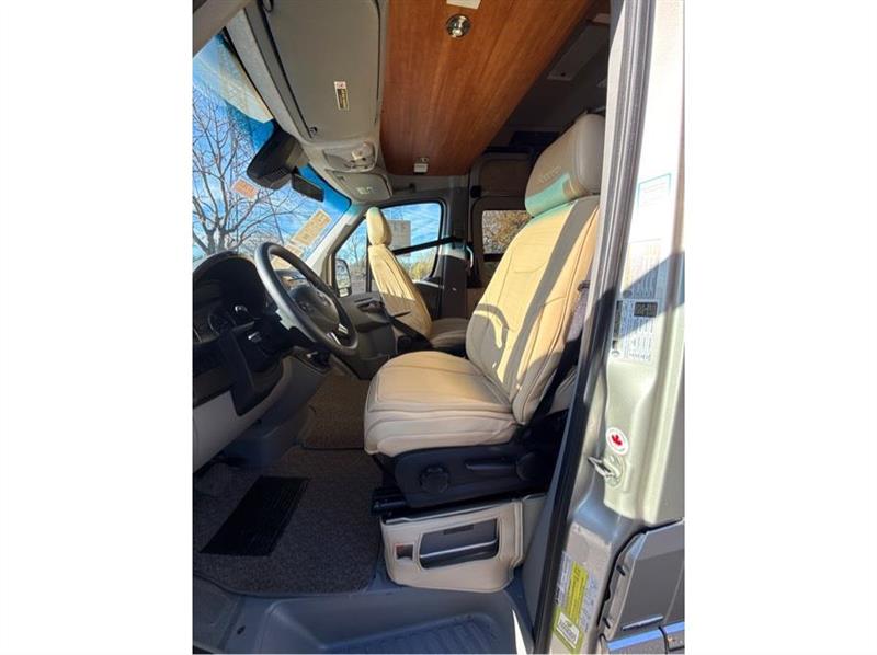 Roadtrek Motorhomes SS-Agile  2014