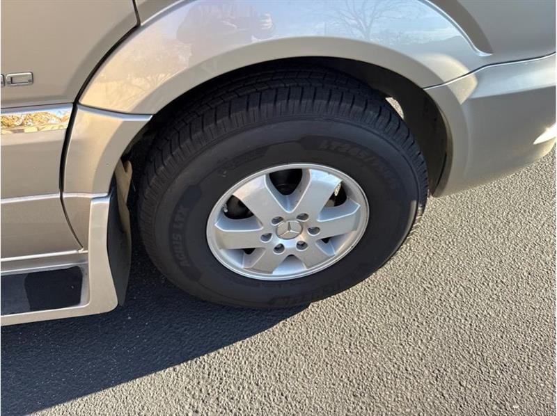 Roadtrek Motorhomes SS-Agile  2014