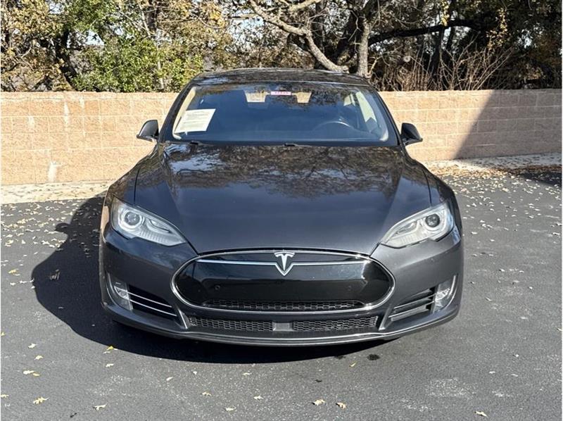 Tesla Model S  2014
