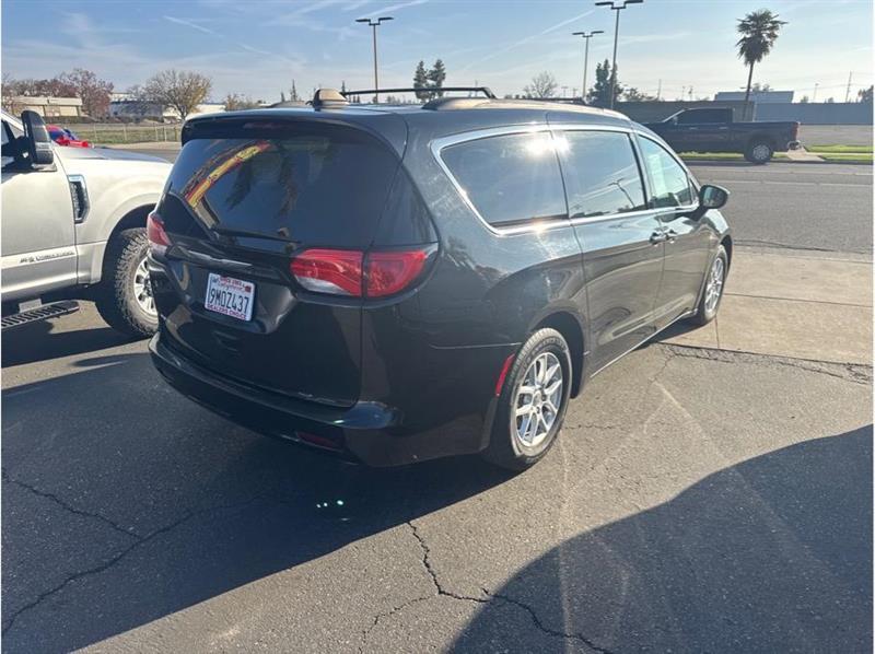 Chrysler Voyager  2021