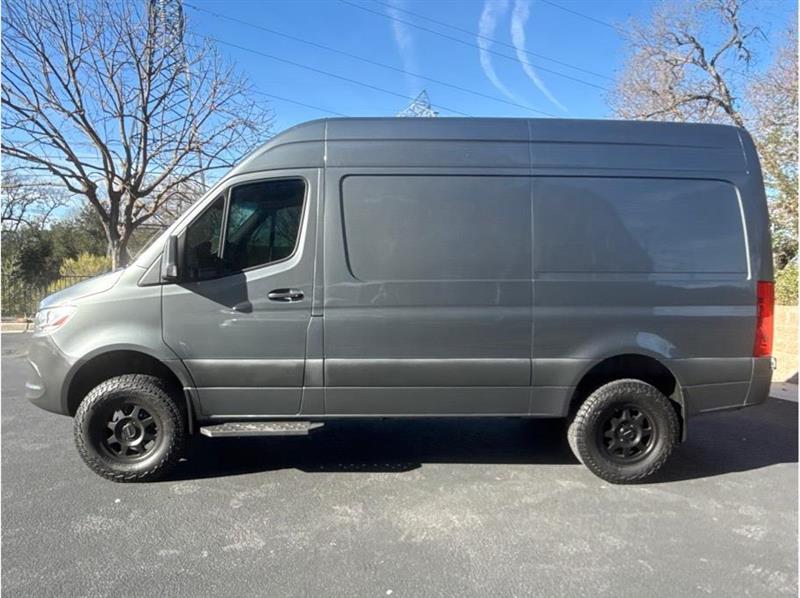 Mercedes-Benz Sprinter  2019