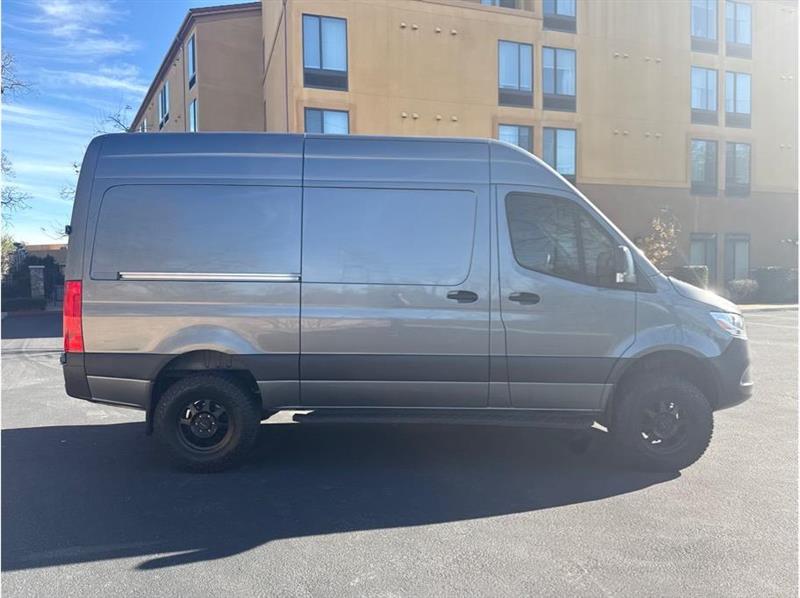 Mercedes-Benz Sprinter  2019