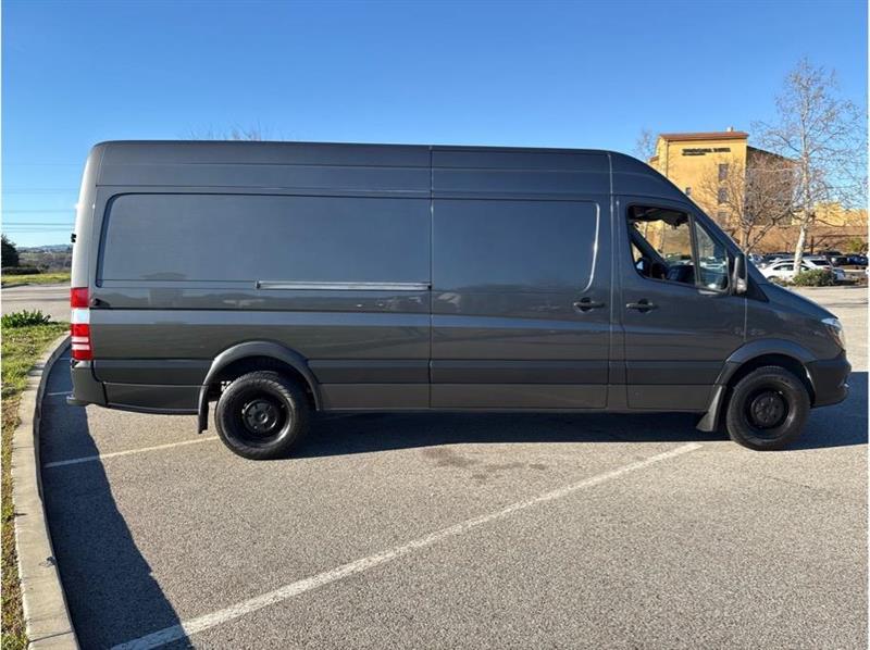 Mercedes-Benz Sprinter  2016