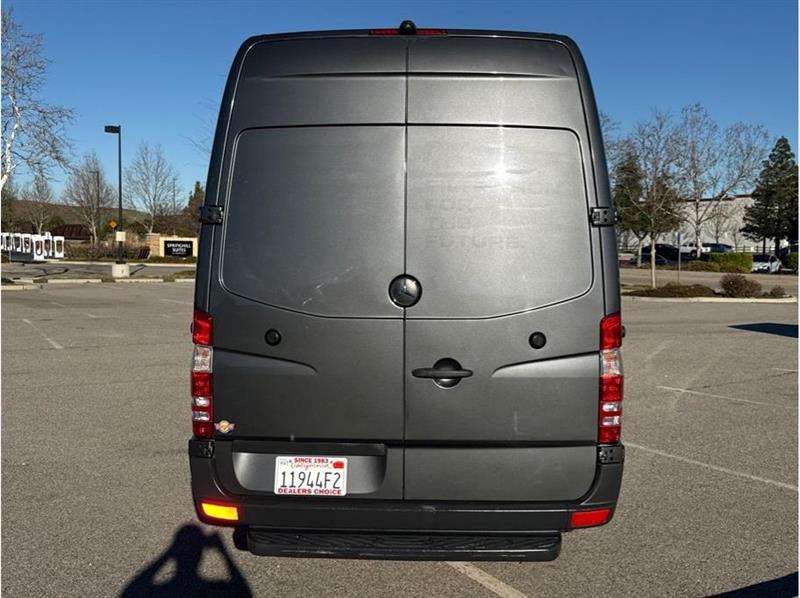 Mercedes-Benz Sprinter  2016
