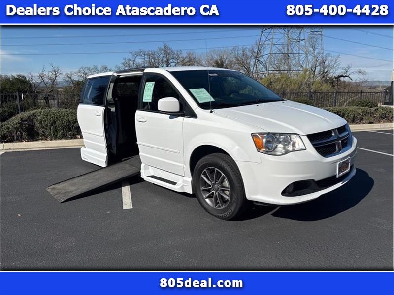 2017 Dodge Grand Caravan AMI SIDE RAMP HANDICAP VAN