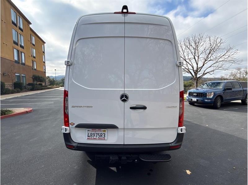 Mercedes-Benz Sprinter  2023