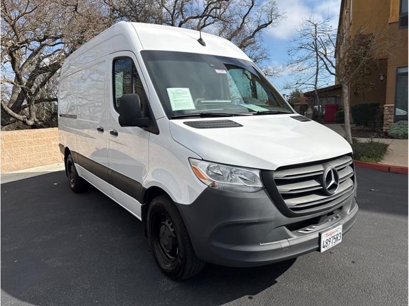Mercedes-Benz Sprinter  2023