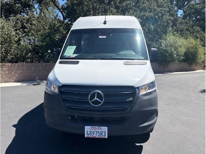 Mercedes-Benz Sprinter  2023