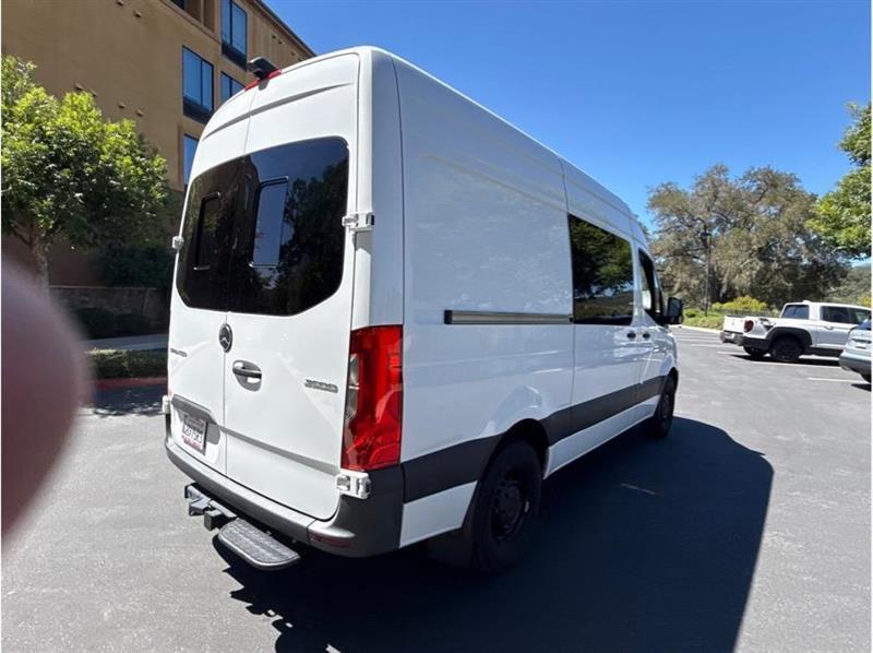 Mercedes-Benz Sprinter  2023