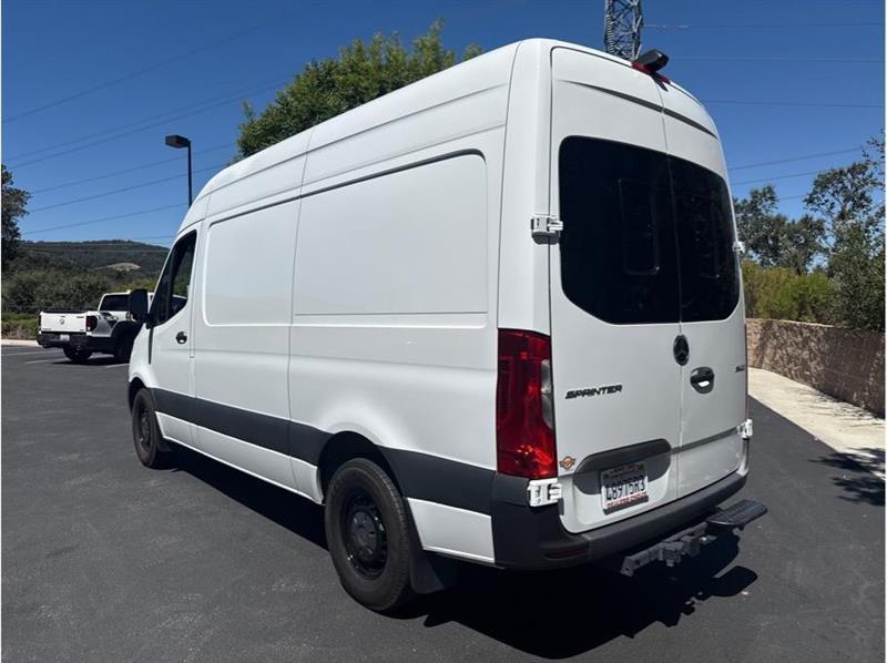 Mercedes-Benz Sprinter  2023