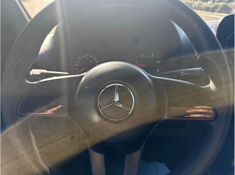 Mercedes-Benz Sprinter  2019