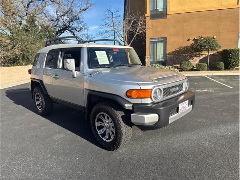Toyota FJ Cruiser  2007