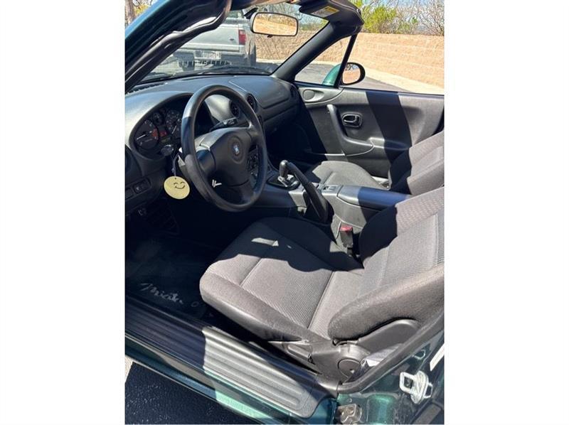 Mazda MX-5 Miata  1999