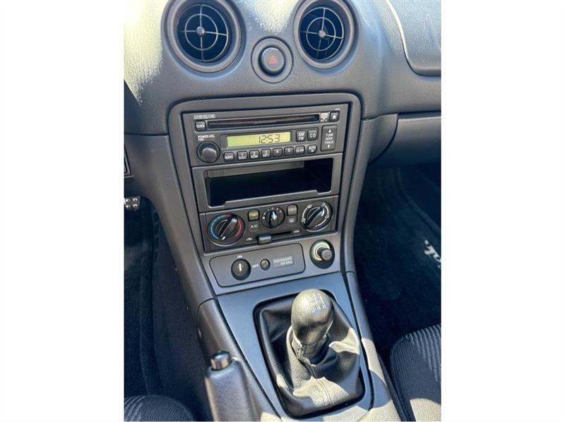 Mazda MX-5 Miata  1999
