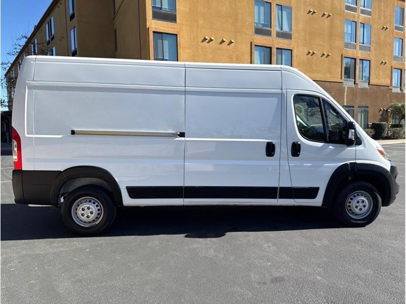 RAM Promaster  2025