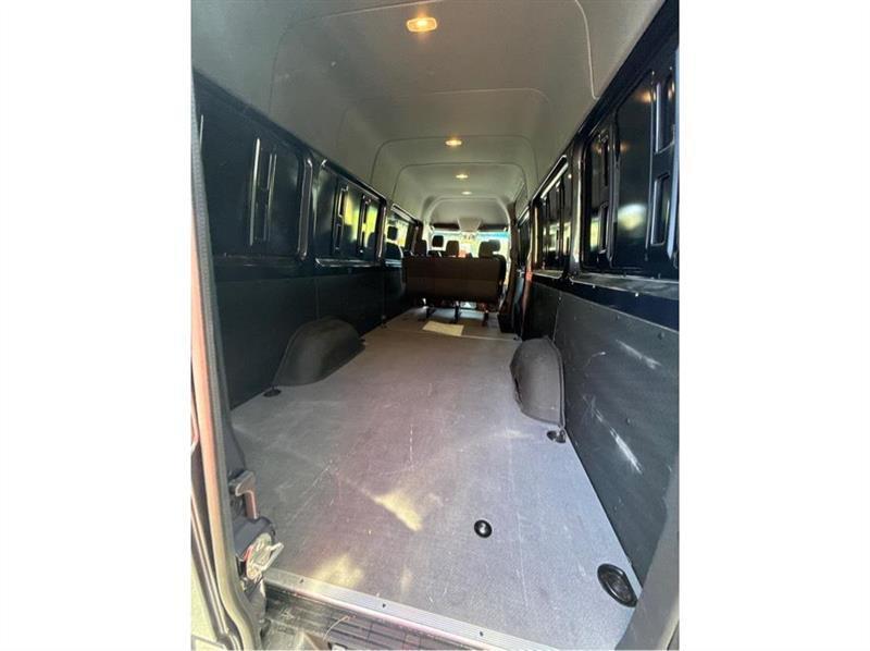 Mercedes-Benz Sprinter  2024