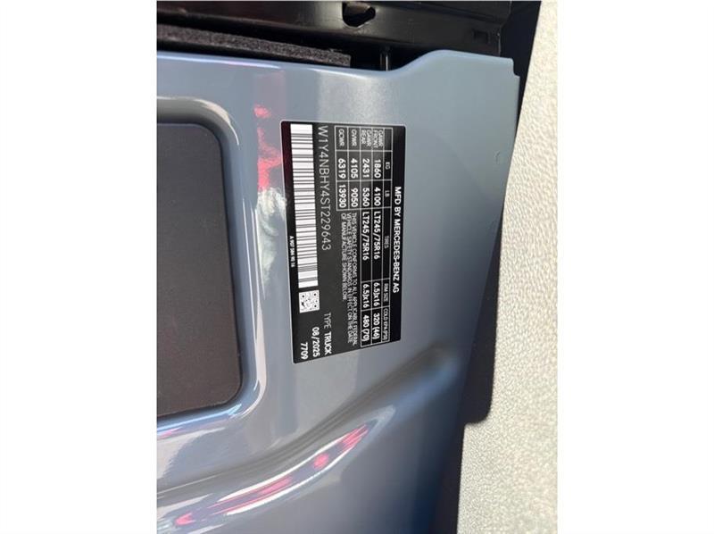 Mercedes-Benz Sprinter  2025