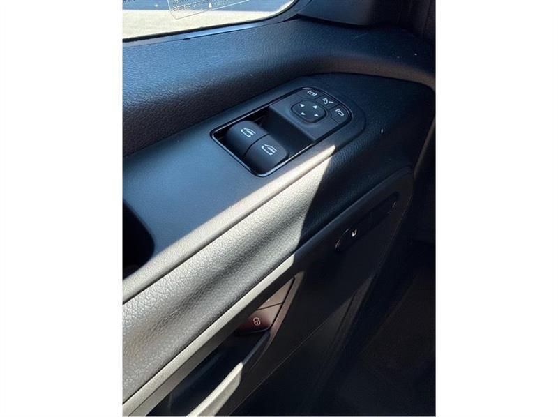 Mercedes-Benz Sprinter  2025