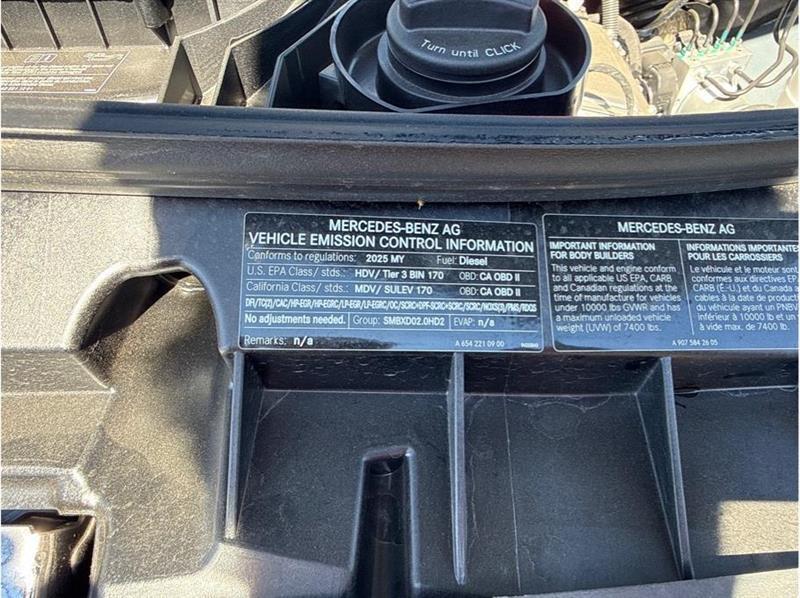 Mercedes-Benz Sprinter  2025