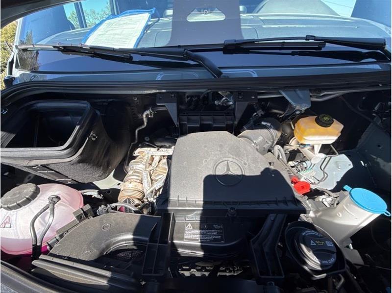 Mercedes-Benz Sprinter  2025