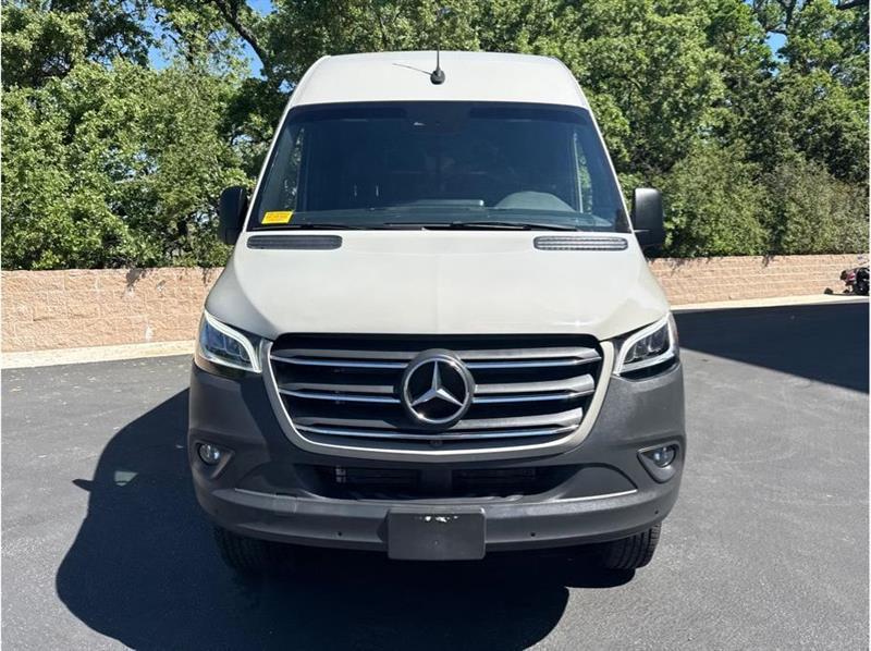 Mercedes-Benz Sprinter  2023