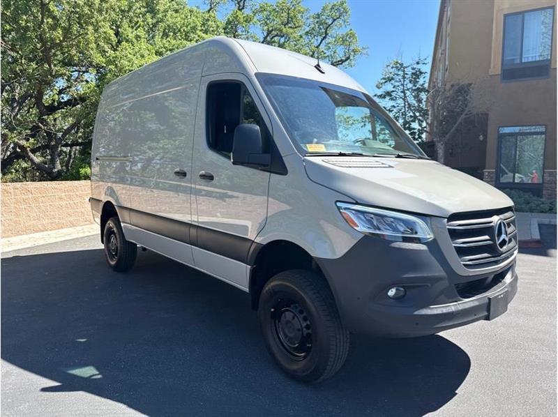 Mercedes-Benz Sprinter  2023