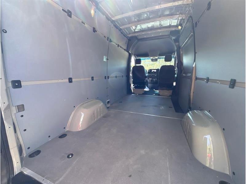 Mercedes-Benz Sprinter  2023