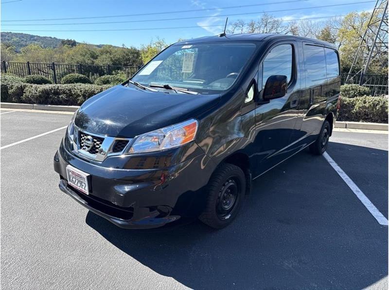 Nissan NV200  2017