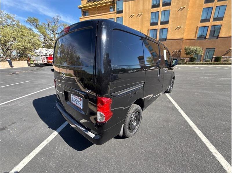 Nissan NV200  2017
